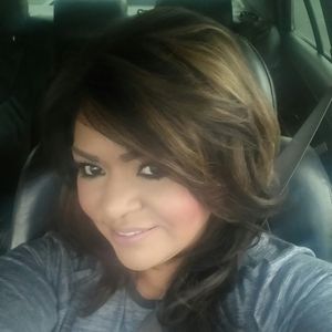 Meet your Posher, Perla